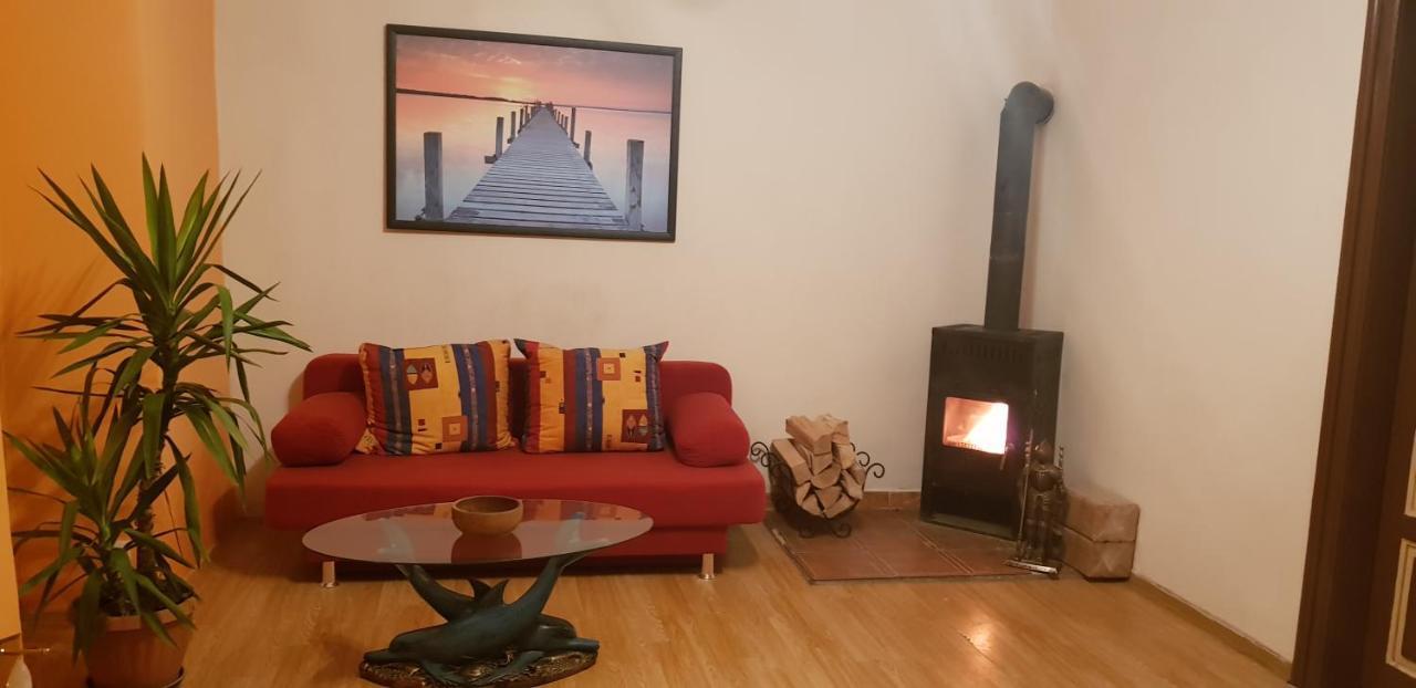 Apartment Namesti Horni Blatna